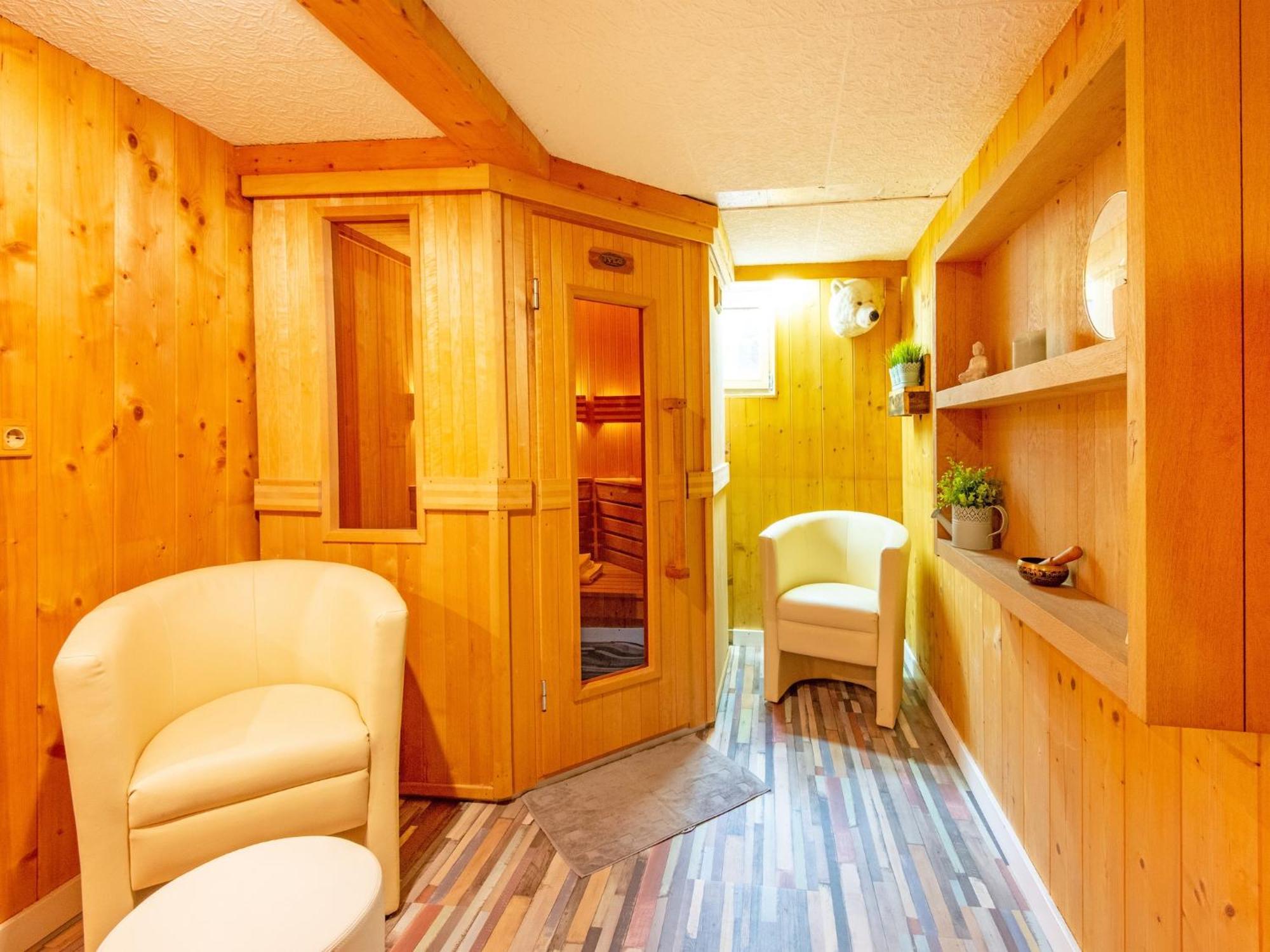 With A Shared Sauna In * Bichlbach