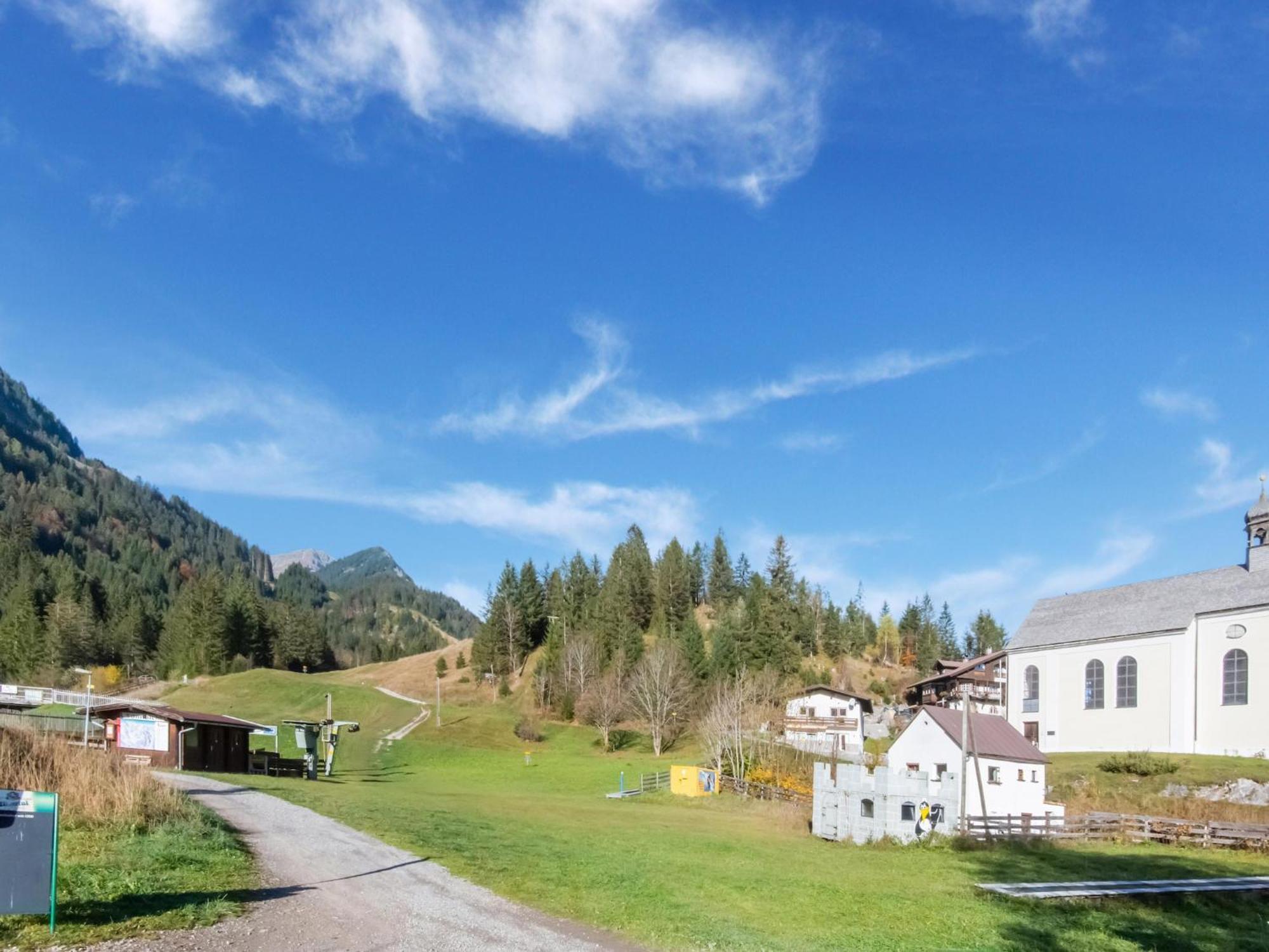 Appartement With A Shared Sauna In Bichlbach